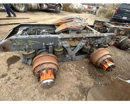 Eaton DSP41 Axle Assembly, Rear
