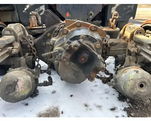Eaton DSP41 Axle Assembly, Rear