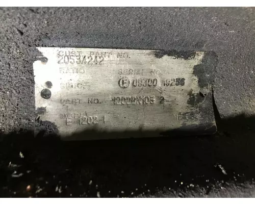 Eaton E-1202I Axle Assembly, Front (unused)