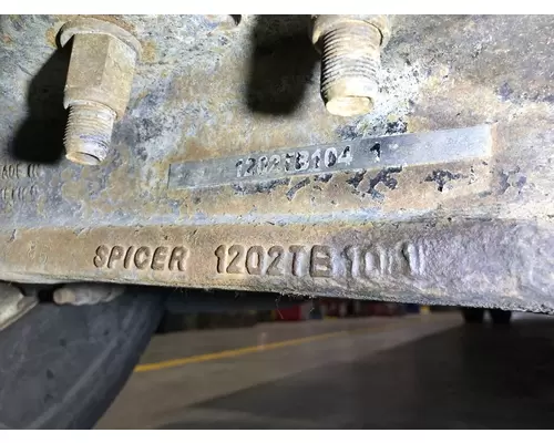 Eaton E-1202I Axle Assembly, Front (unused)