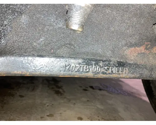 Eaton E-1202I Axle Assembly, Front (unused)