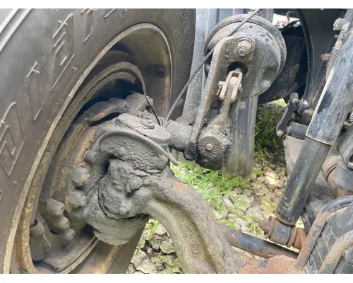 Eaton E-1202I Axle Assembly, Front (unused)