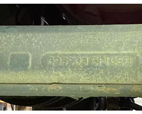 Eaton E-1202LW Axle Assembly, Front (unused)