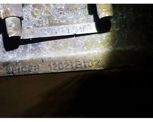 Eaton E-1202W Axle Assembly, Front (unused)