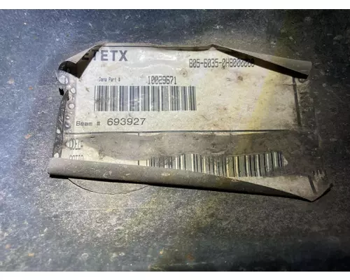 Eaton E-1322LW Axle Assembly, Front (unused)