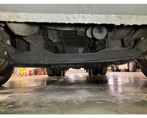 Eaton E-1322W Axle Assembly, Front (unused)