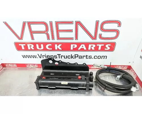 Transmission Oil Cooler EATON EATON / FULLER Vriens Truck Parts