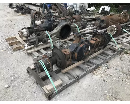 Eaton RS402 Axle Housing (Rear)