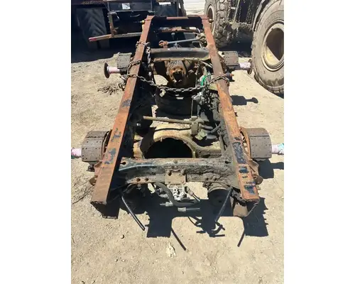 Eaton RS462 Axle Assembly, Rear