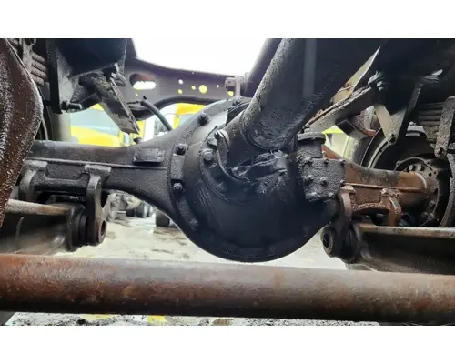 Axle Assembly, Rear (Single Or Rear) Eaton RS402 Complete Recycling Group LLC