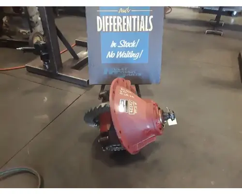 Rears (Rear) Eaton RS402 Holst Truck Parts