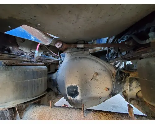 Eaton T800 Axle Housing, Rear (Rear)