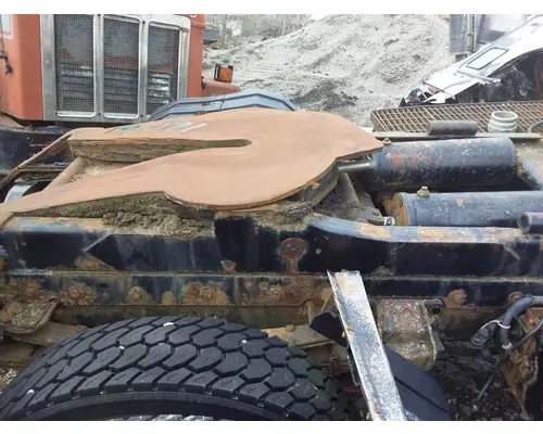 Fifth Wheel Elevating Yard Spotter (stationary)? Casey's Truck Salvage World