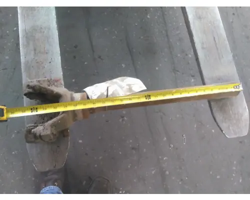 FABCO  AXLE SHAFT