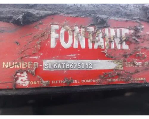 FONTAINE Cascadia 125 Fifth Wheel