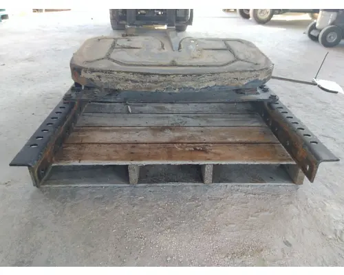 FONTAINE STATIONARY FIFTH WHEEL