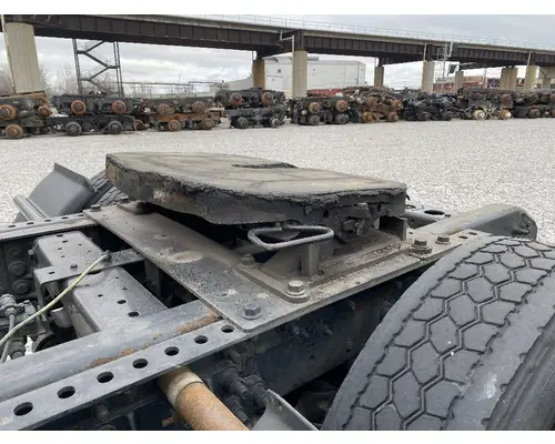 FONTAINE STATIONARY Fifth Wheel