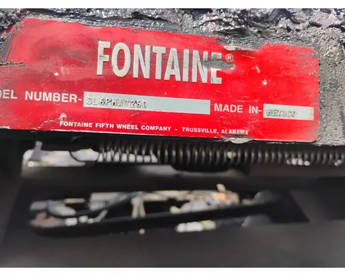 FONTAINE STATIONARY Fifth Wheel
