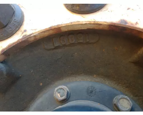 FORD 15897 Hub