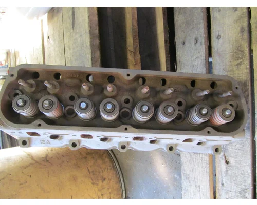 FORD 302V8 GAS Cylinder Head