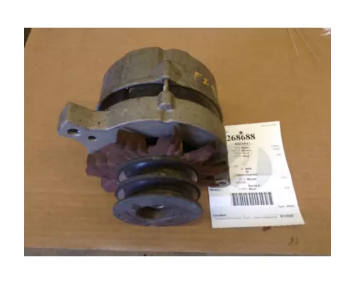 FORD 330 Alternator