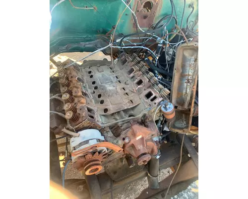 FORD 330 Cylinder Head