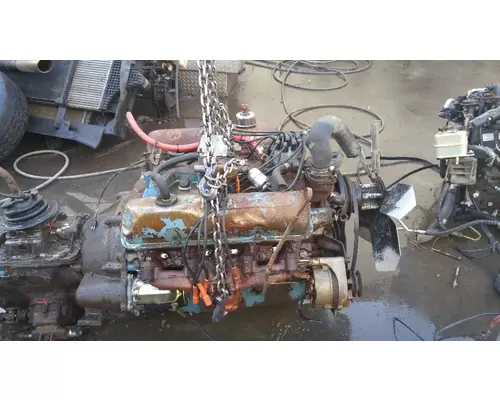 FORD 330 Engine Assembly