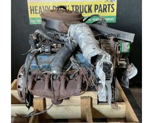 FORD 6.1L Gas Engine Assembly