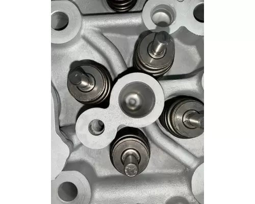 FORD 6.7L Powerstroke Cylinder Head