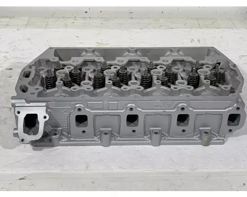 FORD 6.7L Powerstroke Cylinder Head