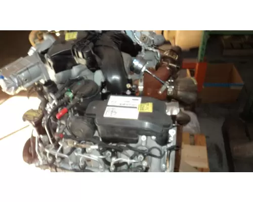 FORD 6.7L V8 DIESEL ENGINE ASSEMBLY