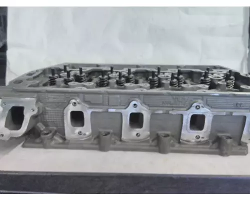 FORD 6.7 Cylinder Head