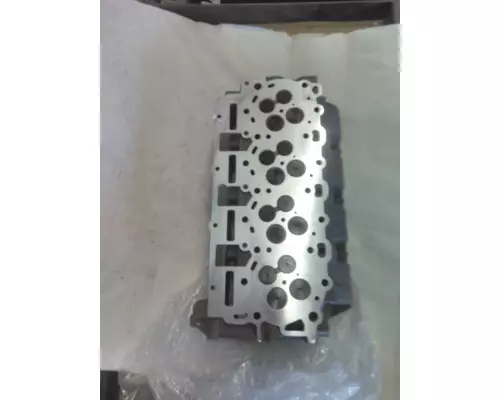 FORD 6.7 Cylinder Head