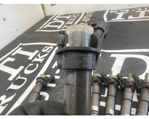 FORD 6.7 Fuel Injector