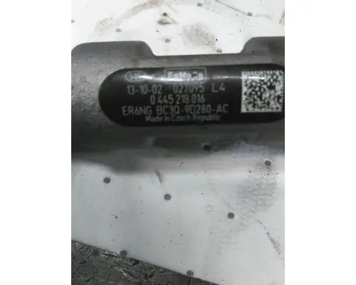 FORD 6.9L V8 DIESEL FUEL RAIL