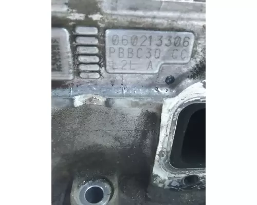 FORD 6.9 CYLINDER HEAD