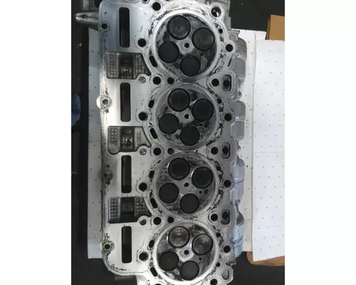 FORD 6.9 CYLINDER HEAD