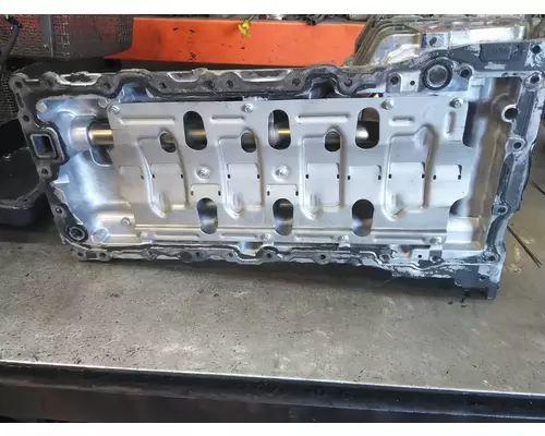 FORD 6.9 OIL PAN
