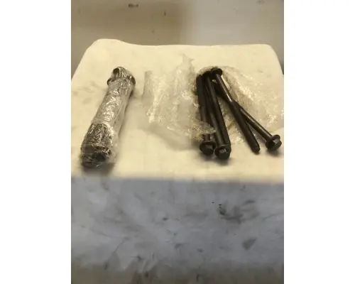 FORD 6 Cylinder Head