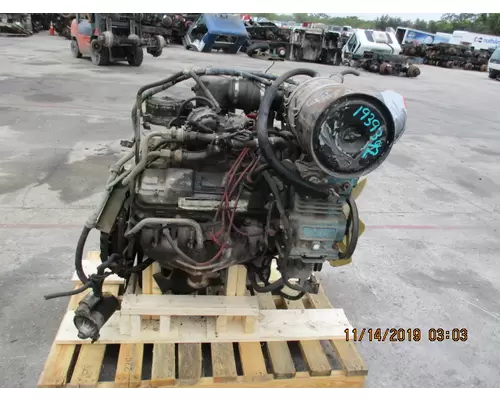 FORD 7.0L V8 GAS ENGINE ASSEMBLY