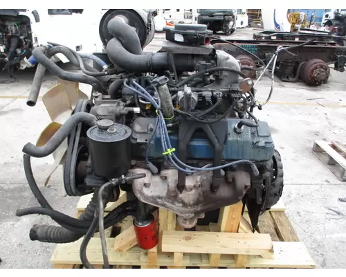 FORD 7.0L V8 GAS ENGINE ASSEMBLY