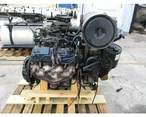 FORD 7.0L V8 GAS ENGINE ASSEMBLY