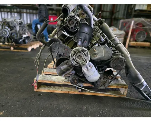 FORD 7.5 LITER Engine Assembly