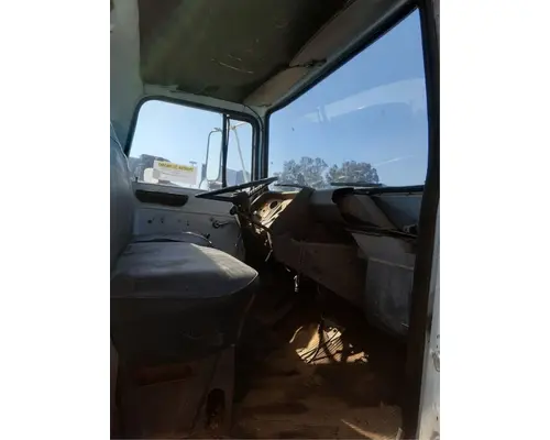 FORD 9000 Cab Assembly