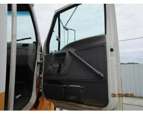 FORD A9513 1996-2000 DOOR ASSEMBLY, FRONT