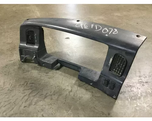 FORD A9513 AEROMAX 113 Dash Assembly