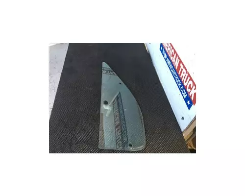 FORD A9513 AEROMAX 113 Door Vent Glass, Front