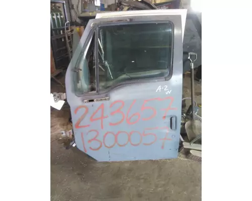 FORD A9513 DOOR ASSEMBLY, FRONT