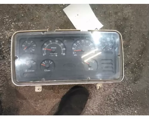 FORD A9513 GAUGE CLUSTER