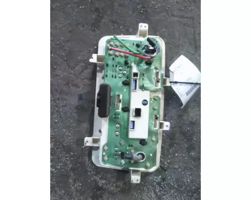 FORD A9513 GAUGE CLUSTER